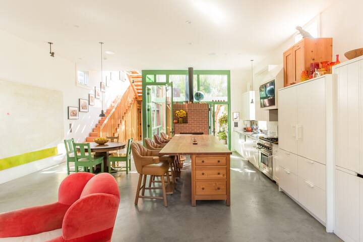 Venice Oasis gallery image 3