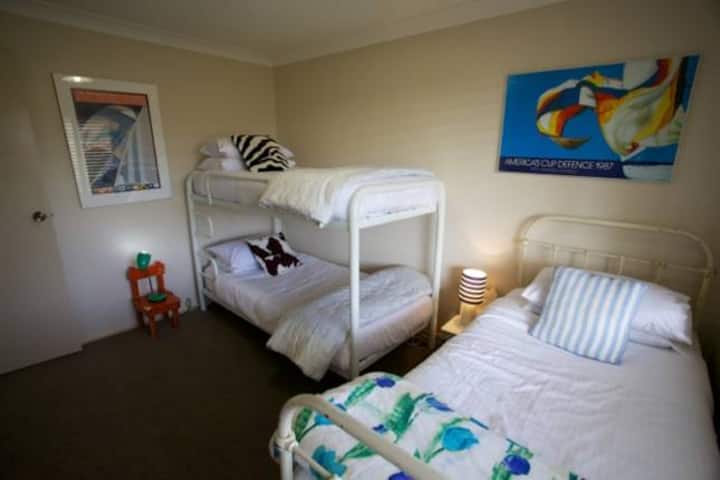 Tri jednolôžka v tretej spálni