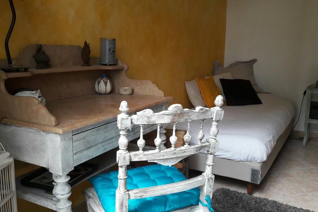 Chambre 1 lit simple