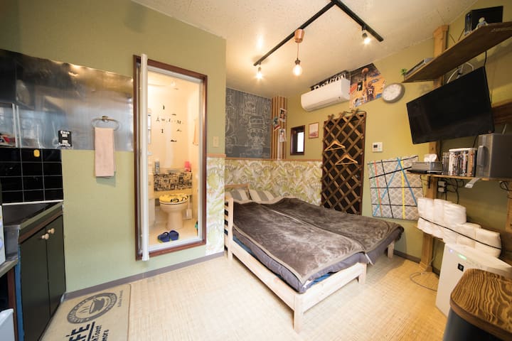 In Safe Residential 'Coffee & Bed'