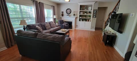 Successful Airbnb property: Enjoy all that beautiful Concord, NC has to offer in Concord