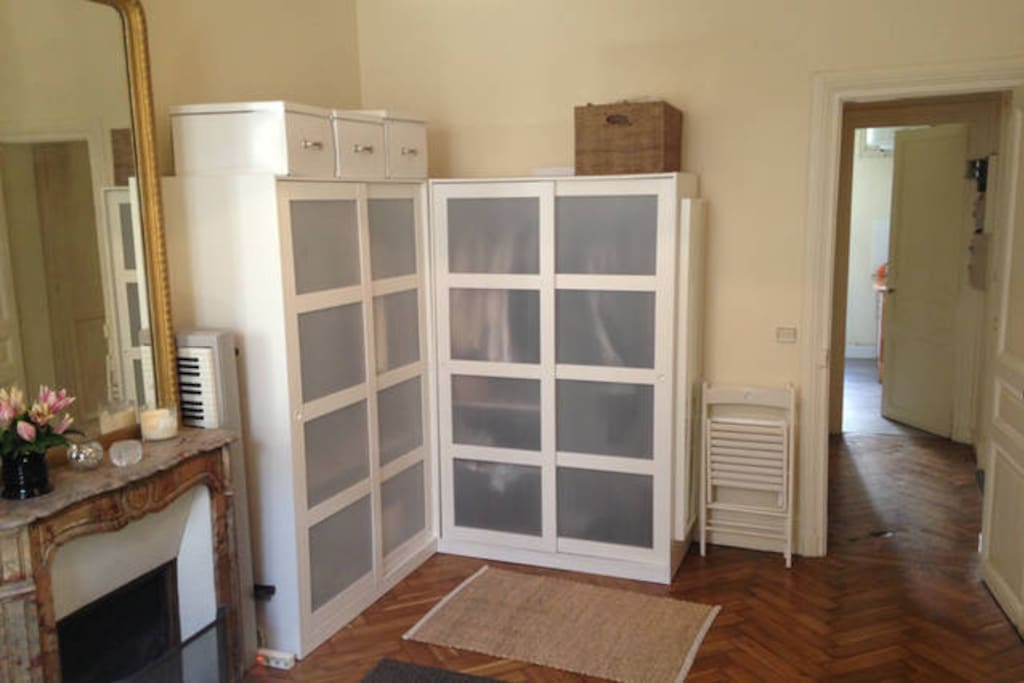 Salon/ living room