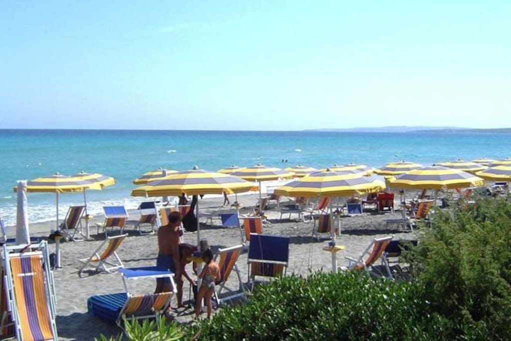 spiaggia attrezzata