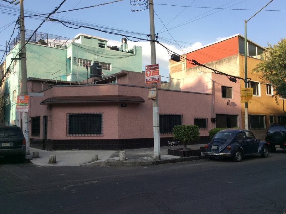 Esquina de Marcos Carrillo y Sur 88A