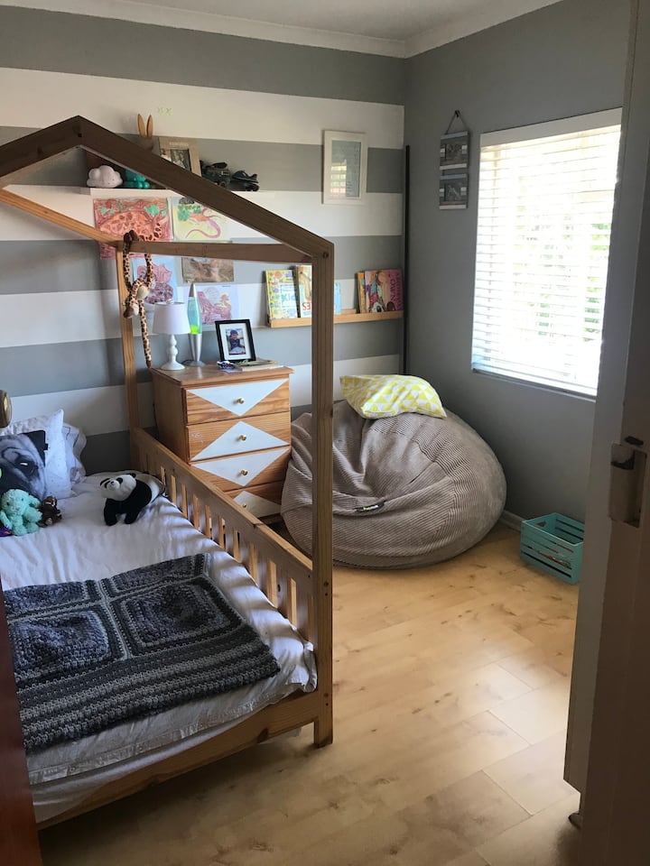 Втора спалня на горния етаж 