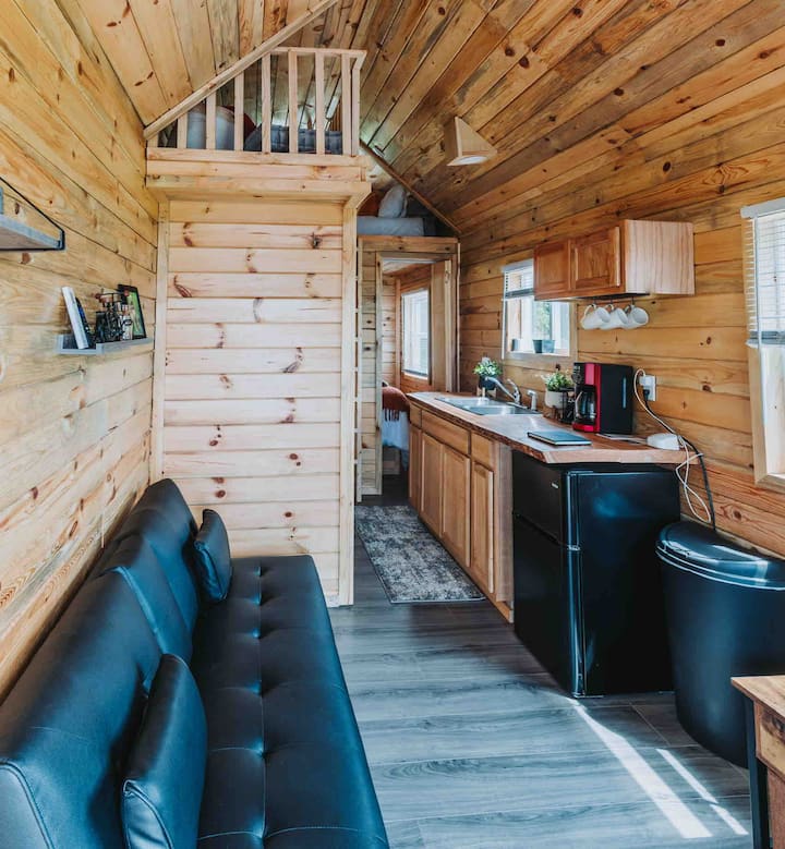 Hollow Hills Tiny Home - Penn Yan