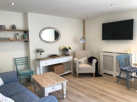 Popular Airbnb listing: Stables - village charm, fresh air & near Bath in Wiltshire