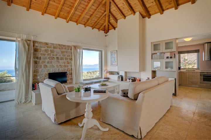 Luxury Villa With Sea View And Private Pool - Skiathos