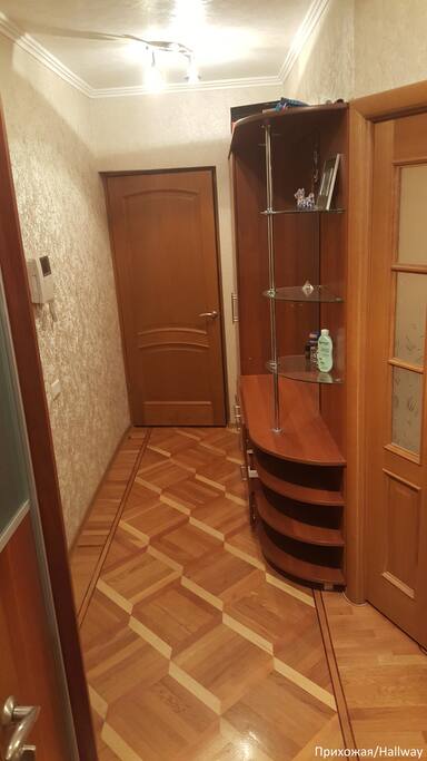 Коридор, прихожая.
