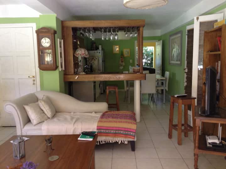 Un Lugar Para Disfrutar En Soledad O En Compañía ! - Mercedes