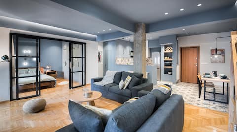 Top Airbnb: Modern & Chic apt in Alternative Exarcheia in ΜΟΥΣΕΙΟ