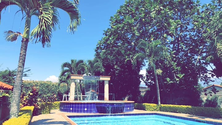 Farm Antares Close To The Airport Of Cali - Candelaria