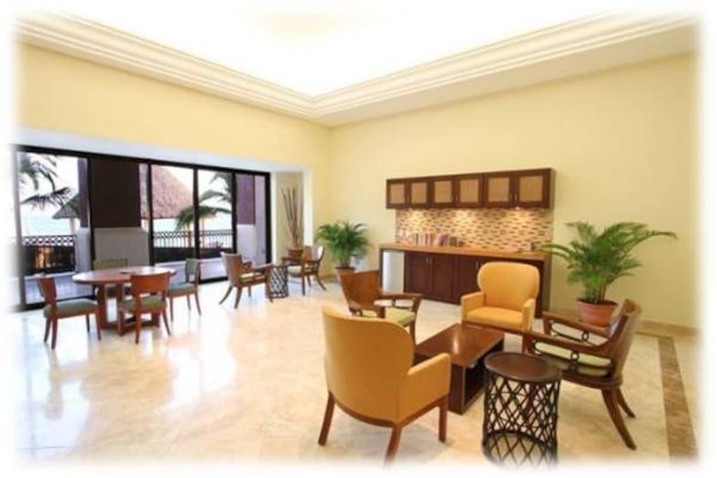 Estancia Lobby