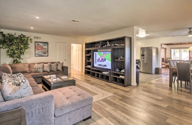 Stunning San Diego Home w/Pool,Spa,Outdoor Oasis