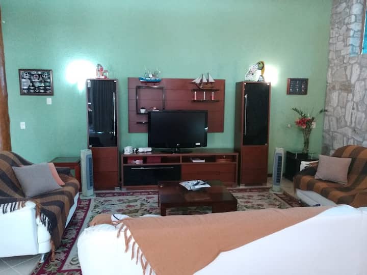 Dhoma e ndenjjes