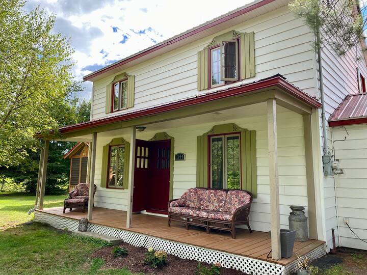 La Beauchemin Cottages for Rent in SaintGabrieldeValcartier, Quebec, Canada Airbnb