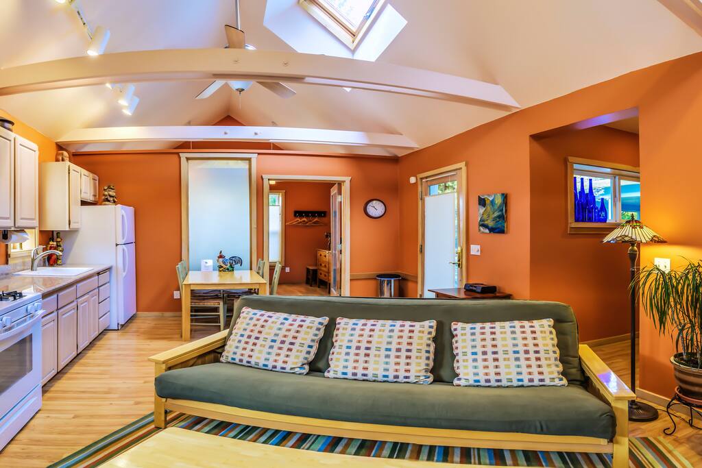 Living Room/Kitchen