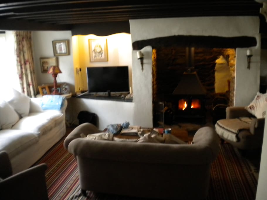 Sitting room.