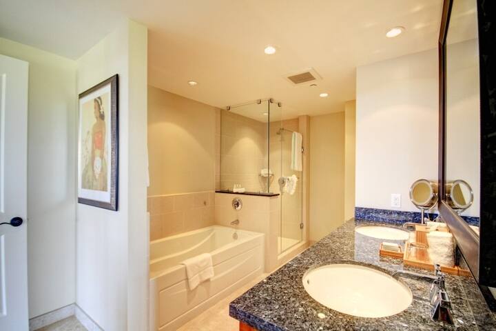 Honua Kai Resort and Spa, Kaanapali Beach gallery image 4