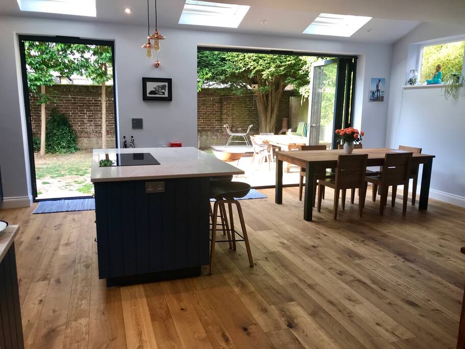 Kitchen diner
