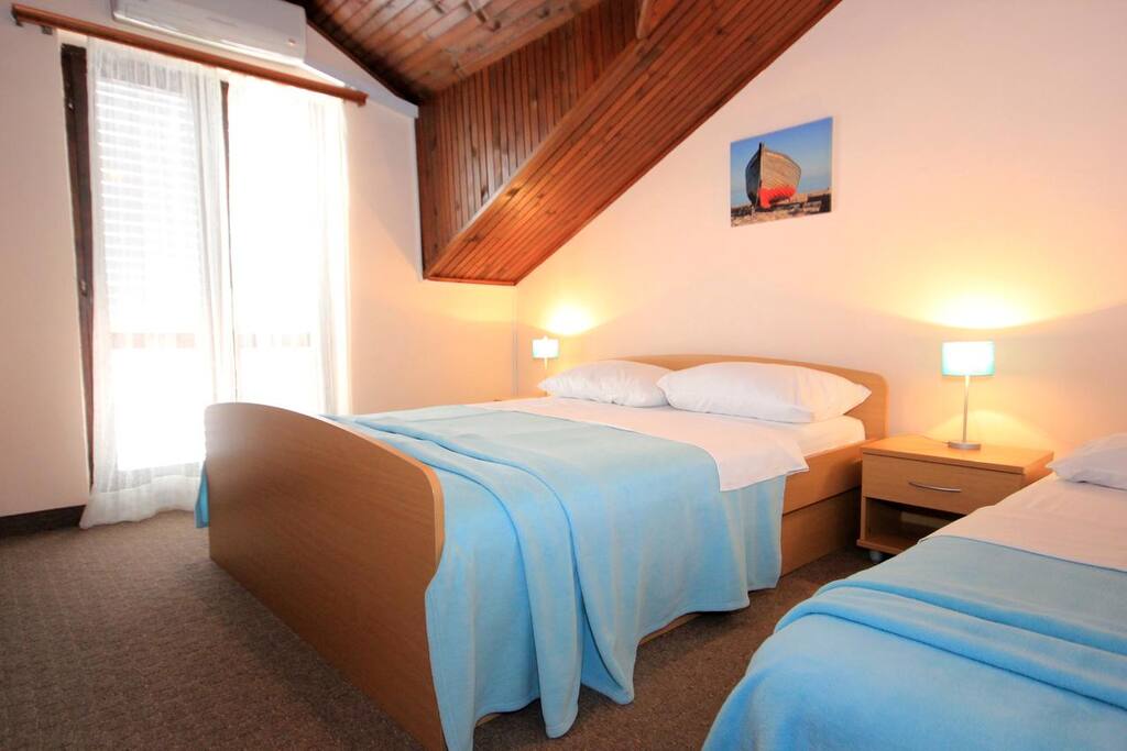 Bedroom, Surface: 16 m²