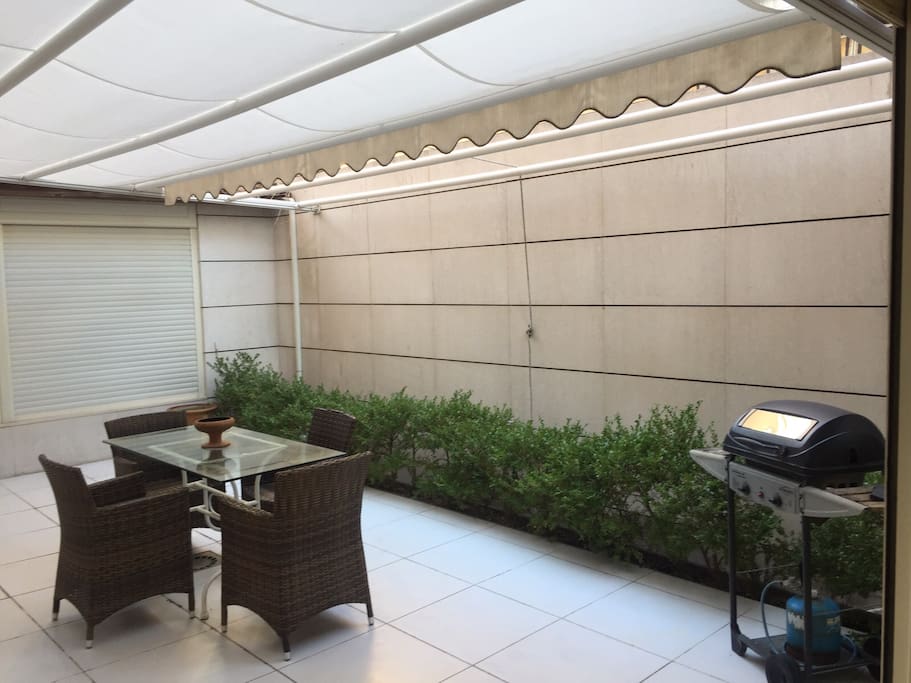 terrazza comune con barbecue