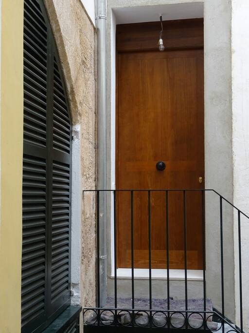 Entrada E.B.