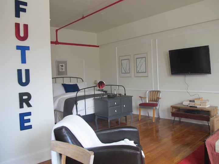 Loft w/ Terrace Box House Hotel Boutique hotels for Rent in