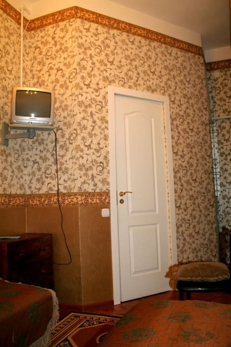 Двухместный номер стандарт,душ и туалет в номере