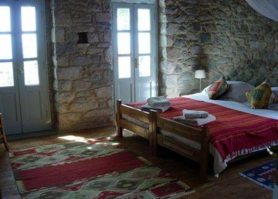 Bedroom can have double or twin beds