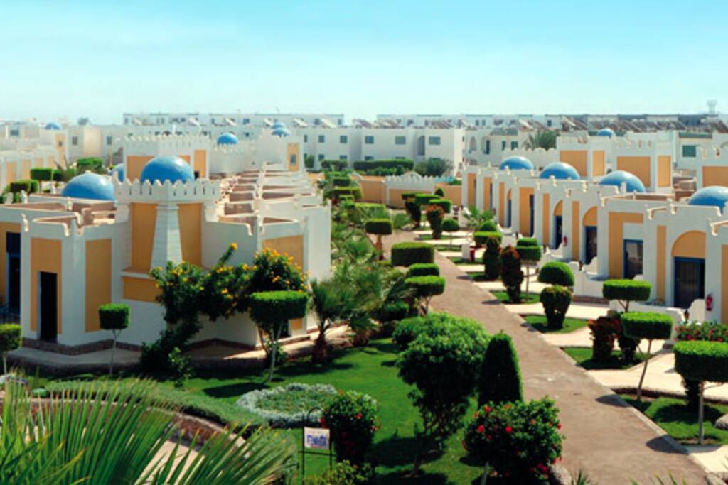 Lillyland Beach Club Resort