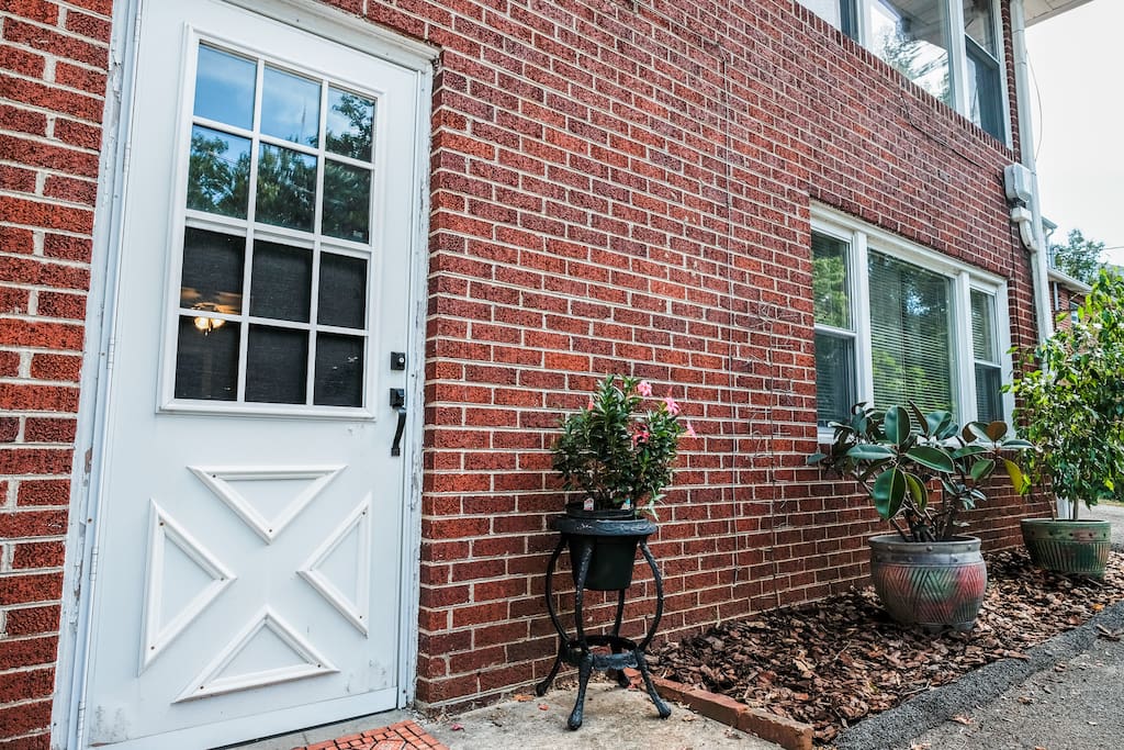 Backdoor and private entrance