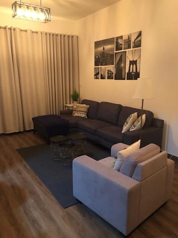 Awosome 1 bedroom apartment!