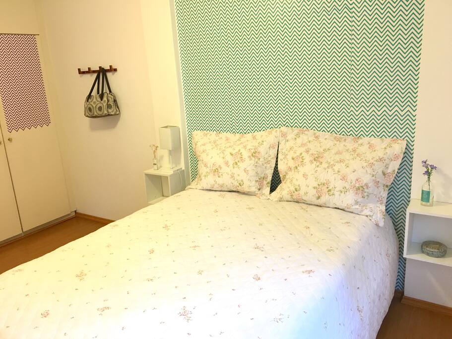 Quarto Casal - Queen Bed