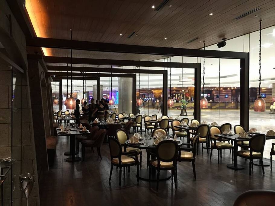 Nearby Restaurant (City of Dreams)