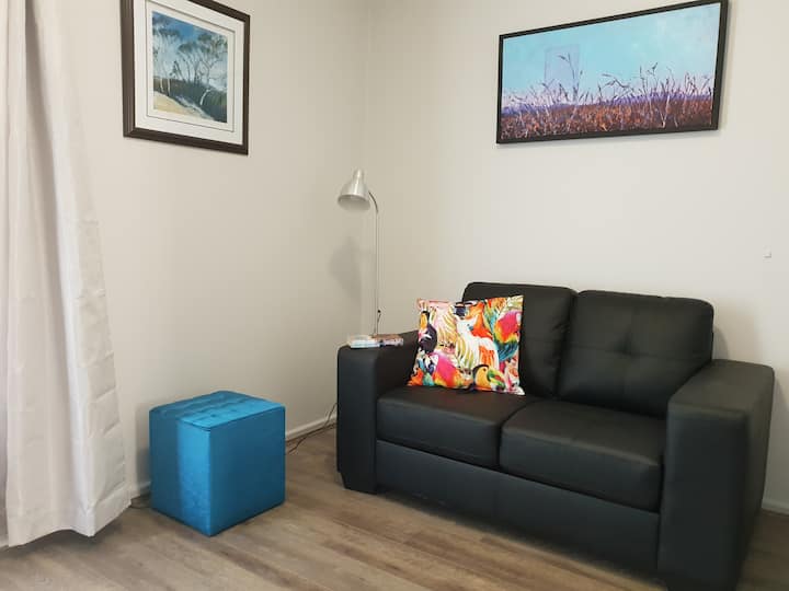 Alma Apartment - Easy Access To Airports - Ascot
