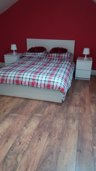 Spacious double bedroom