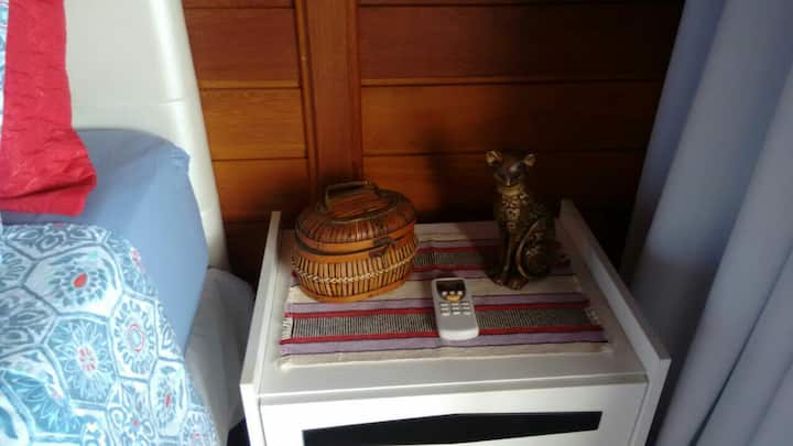 Tweepersoonskamer met 2 Aparte Bedden