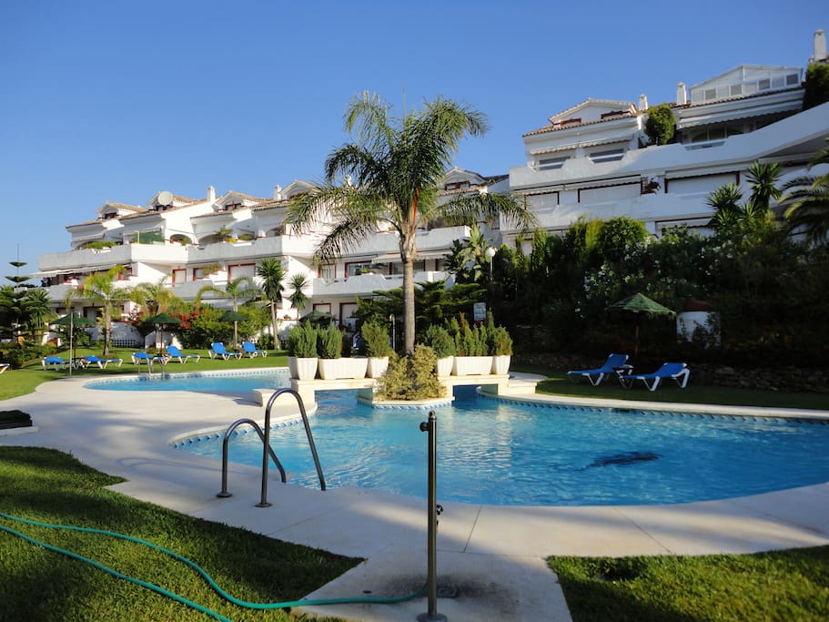 Marbella Playa Elviria. Aptos. en complejo residencial en alquiler en Marbella Playa Elviria. Aptos. en complejo residencial en alquiler en