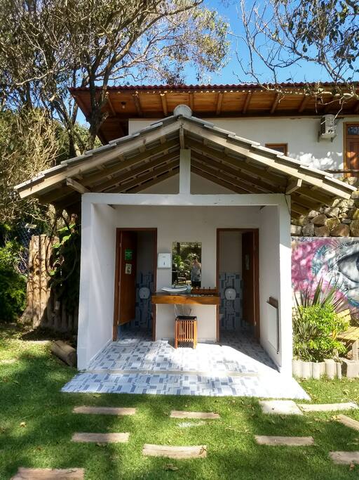 Banheiro da piscina