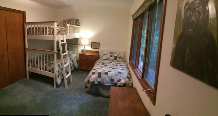 ห้องพักสองชั้นบนชั้น 2