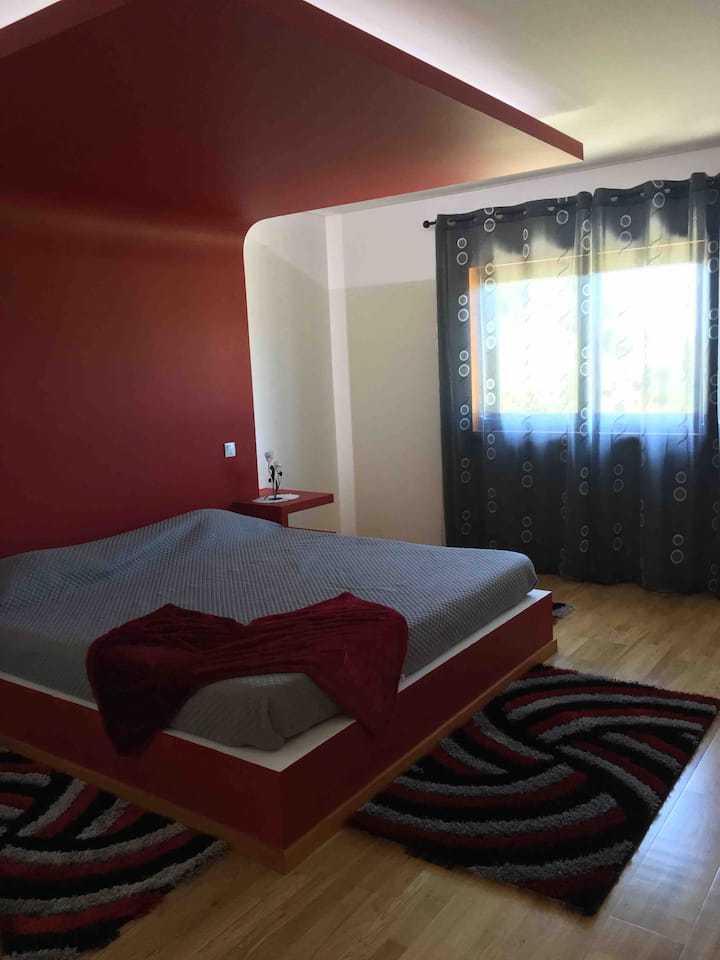 Quarto套房com cama King尺寸
特大双人床卧室套房