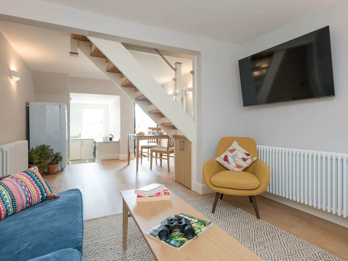 Popular Airbnb listing: Bright modernised cottage with Estuary views in Leigh On Sea