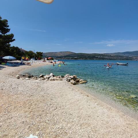 TROGIR-No2, Apartment with sea view for 4 persons