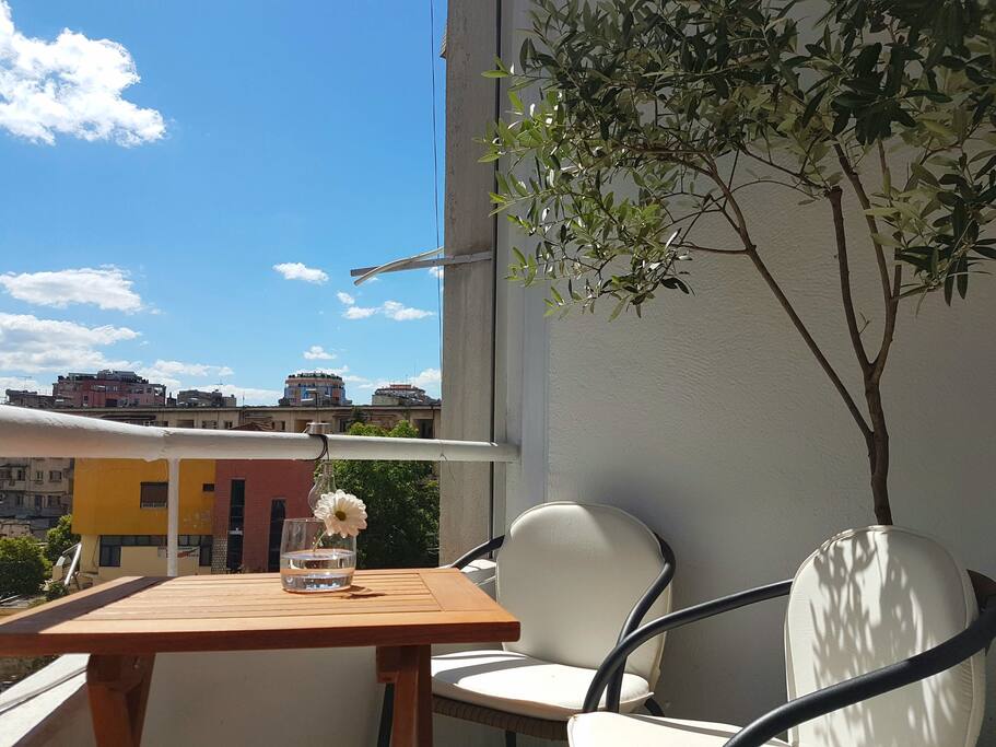 © Little balcony, inner view, smoking area