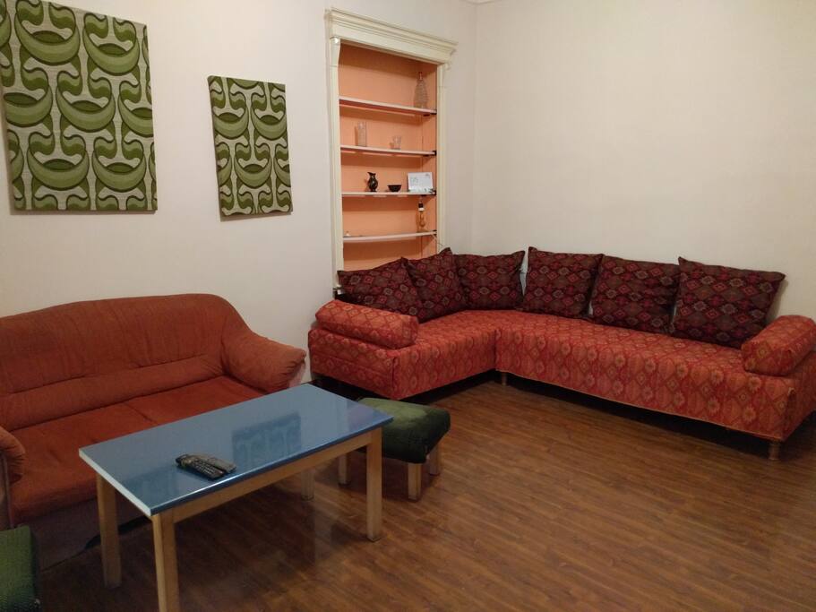 in living room can sleep two persons