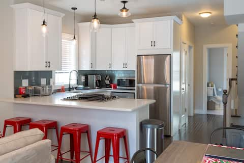 3 BR Private Family Home, S. Boston/Seaport/BCEC