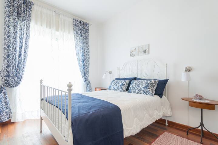 Three double or single rooms