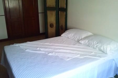 Room - Copacabana Beach - Close to the Subway