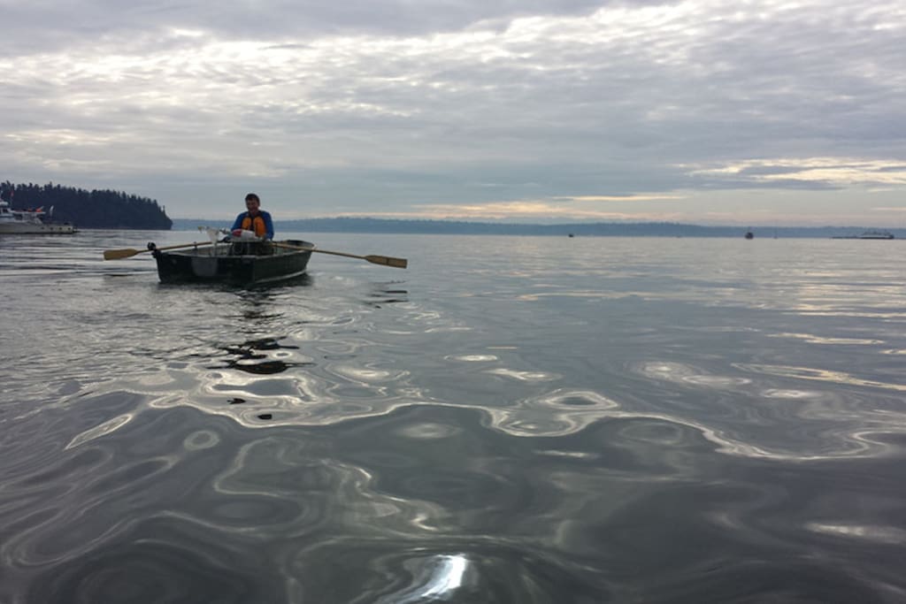 rowing out for crab
